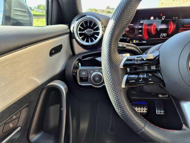 MERCEDES-BENZ A 200 Automatic AMG Line Advanced Plus