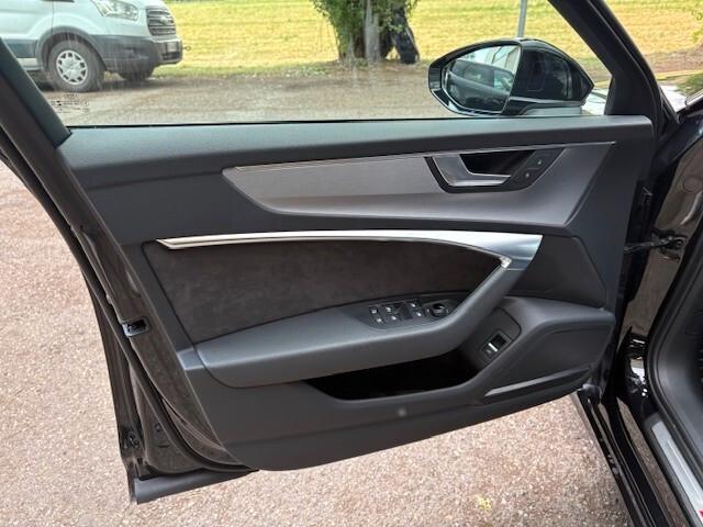 Audi A6 Avant 40 2.0 TDI S tronic Business Sport S-LINE