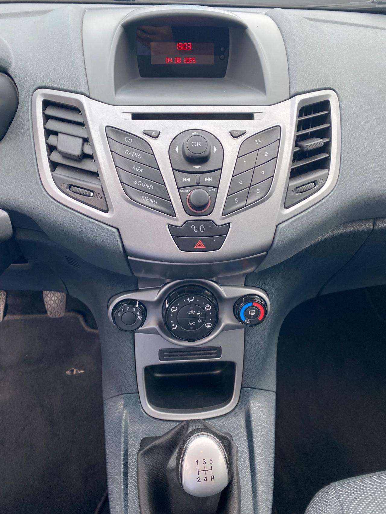 Ford Fiesta 1.2 60CV 5p. Neopatentati