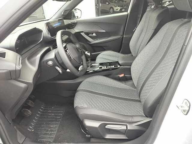 Peugeot 2008 PureTech 100 S&S Allure *KM Ø*