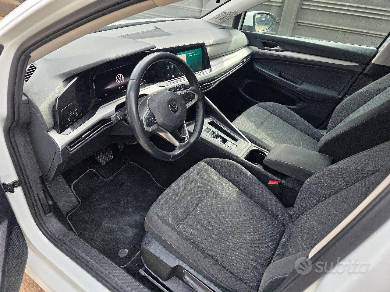 GOLF 8 1000 TSI e hibrid neopatentati