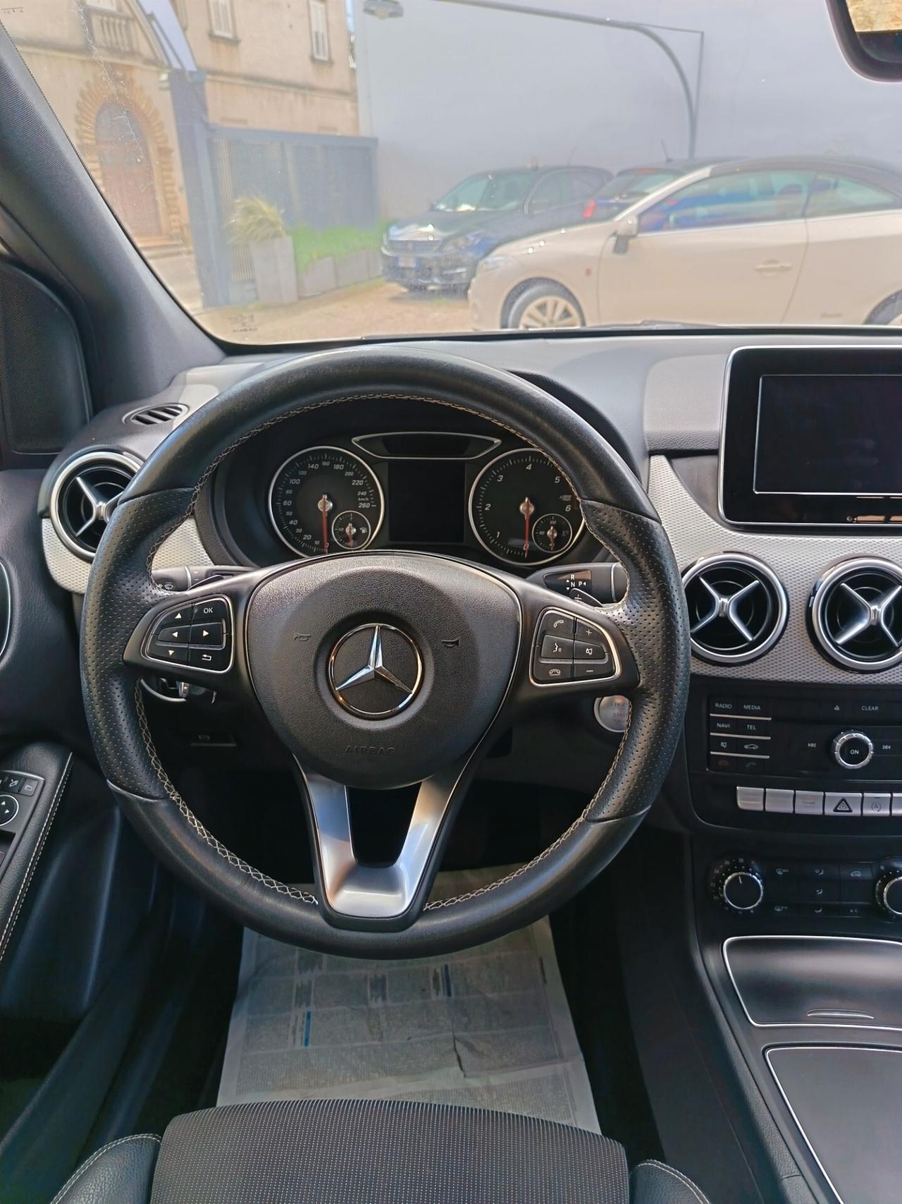 Mercedes-benz B 200 d Automatic 4Matic Executive