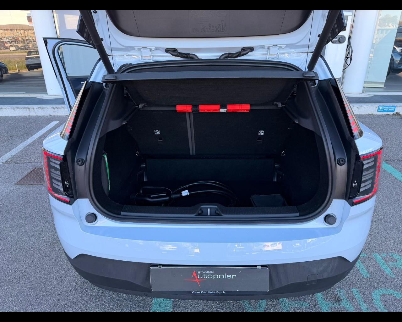 VOLVO EX30 - EX30 single motor Extended Range Plus rwd