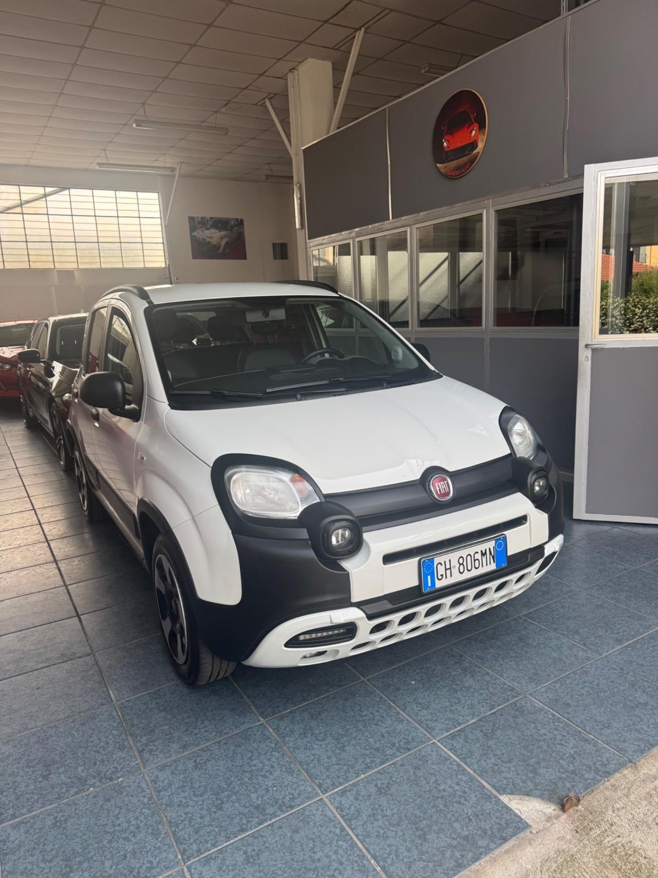 Fiat Panda 1.0 FireFly S&S Hybrid City Cross