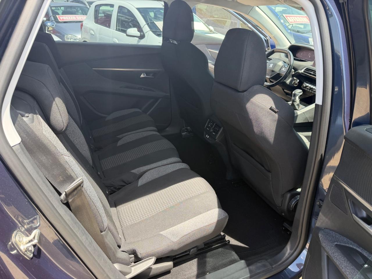Peugeot 5008 BlueHDi 130 S&S Allure