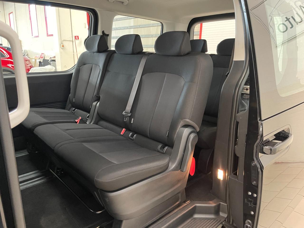 Hyundai Staria Wagon 2.2 CRDi 177cv 2wd c.auto-LEGGI SOTTO