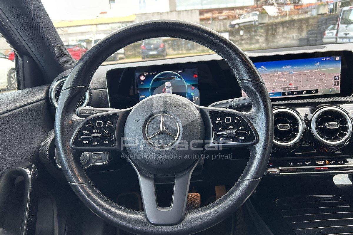 MERCEDES A 180 d Automatic Business Extra