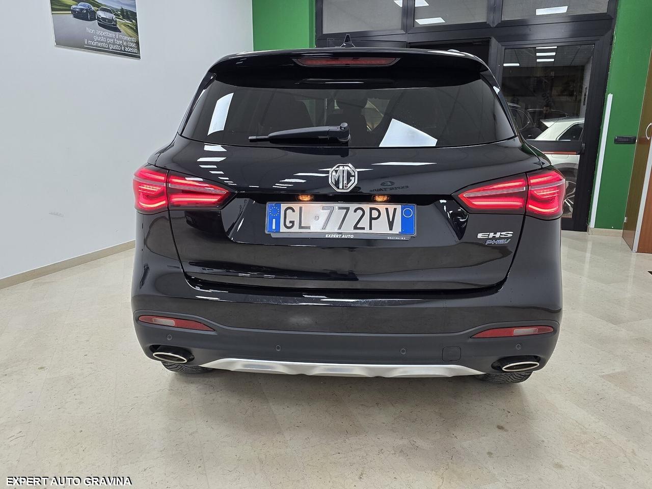 MG EHS PLUG-IN HYBRID LUXURY