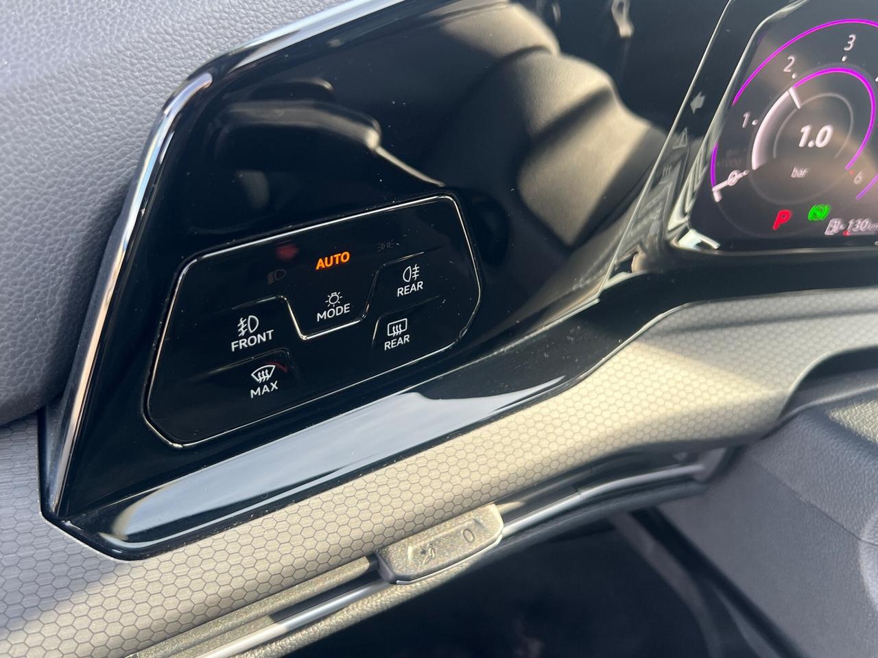 Volkswagen Golf VIII GTD 200cv dsg iQ Light FULL