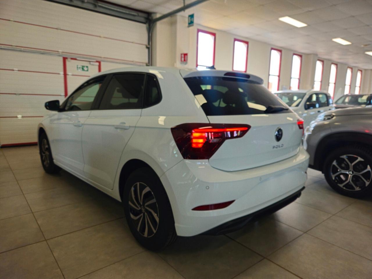 Volkswagen Polo Young 1.0 80CV