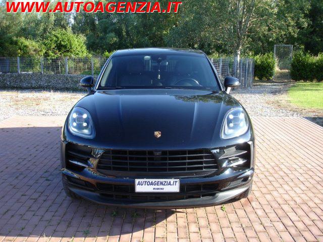 PORSCHE Macan 2.0 S