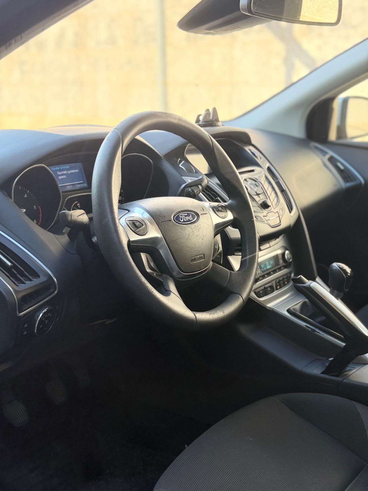 Ford Focus 1.6 TDCi 115 CV ok neopatentati