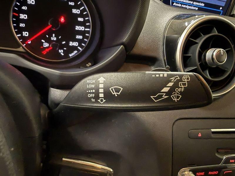 Audi A1 A1 SPB 1.0 TFSI ultra S tronic Sport