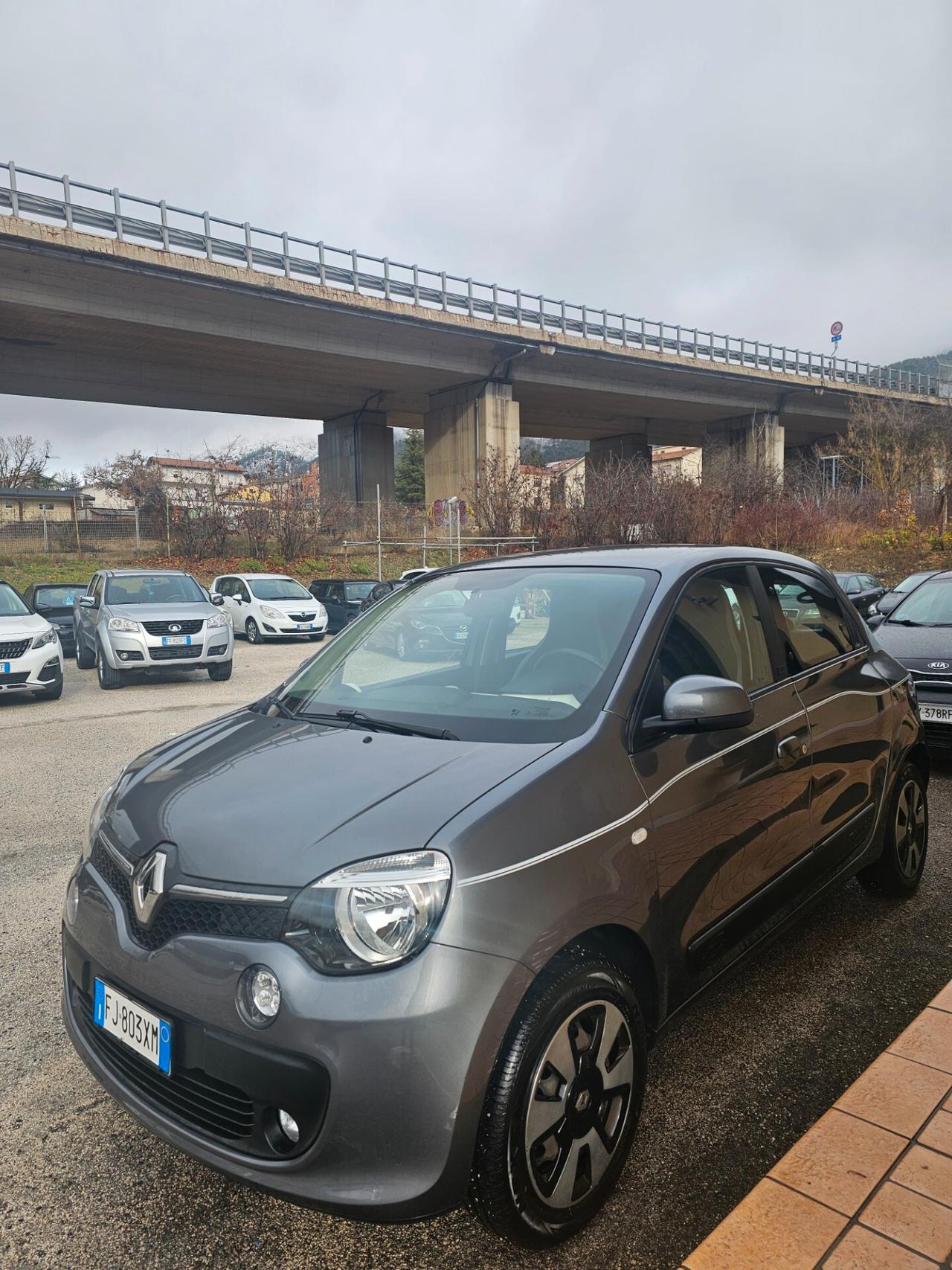 Renault Twingo SCe Lovely