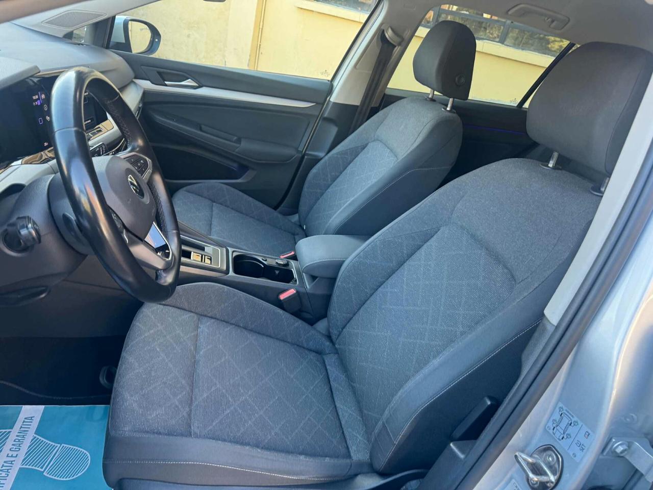 Volkswagen Golf Anno 2022