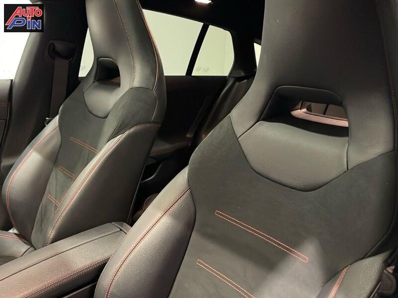 Mercedes-Benz CLA 200 d Premium Plus *Tetto*Display 10,25*Cerchi*