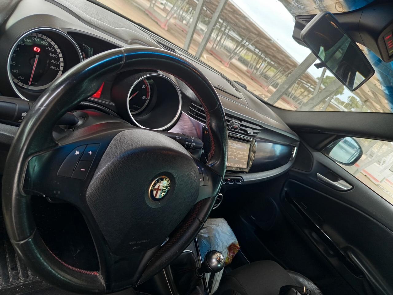 Alfa Romeo Giulietta 2.0 JTDm-2 140 CV Distinctive