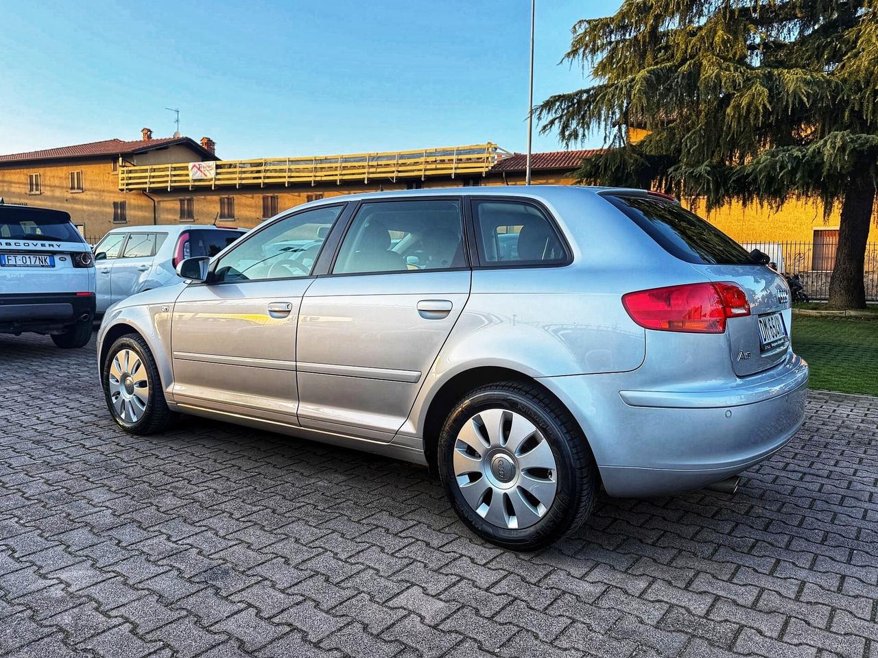 Audi A3 SPB 1.6 tiptronic AUTOMATICA