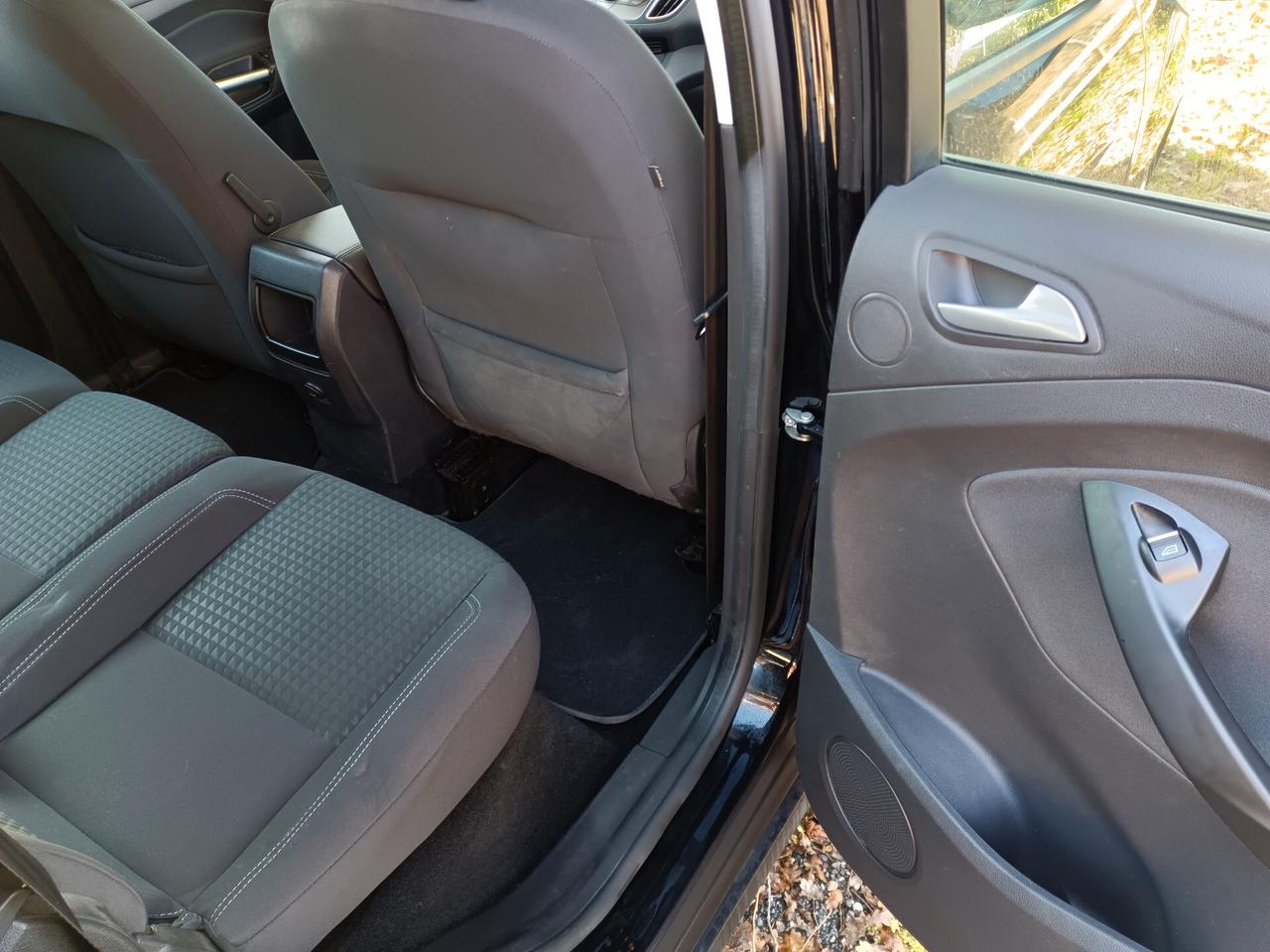 Ford C-Max 1.6 120CV GPL Plus