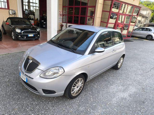LANCIA Ypsilon 1.2 ADATTA A NEOPATENATI