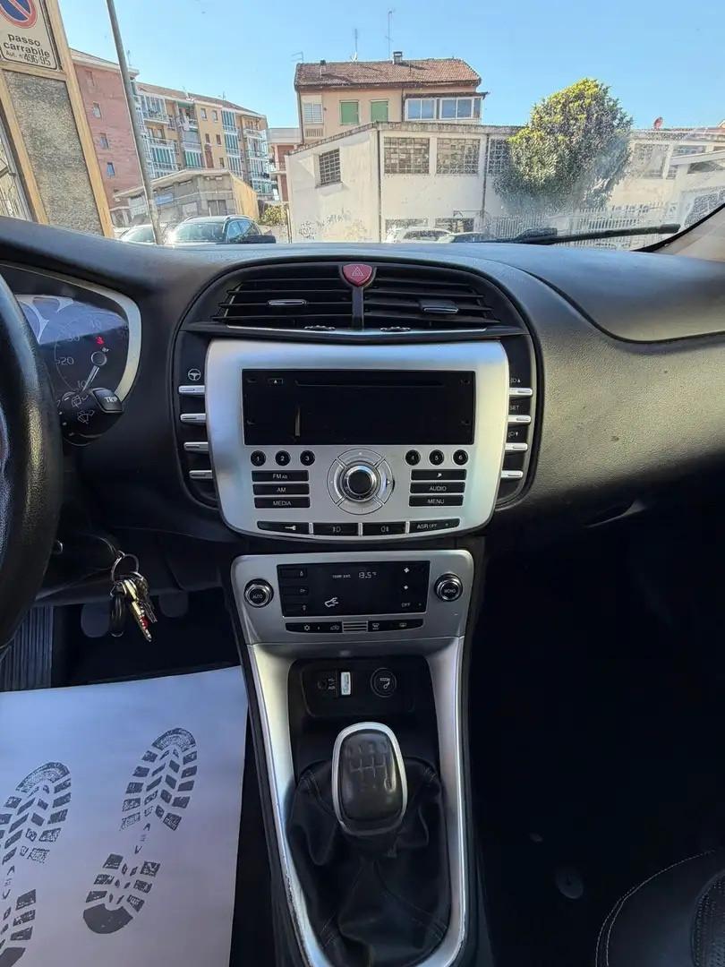 Lancia Delta 1.6 MJT DPF Gold