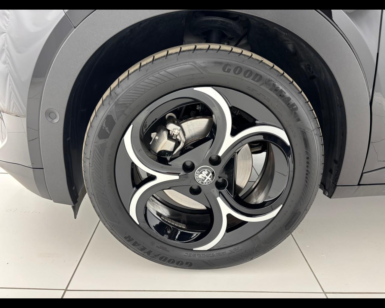 ALFA ROMEO Junior 1.2 ibrida Speciale 145cv edct6