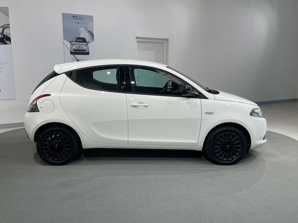 Lancia Ypsilon 1.2 8v Elefantino 69cv my14