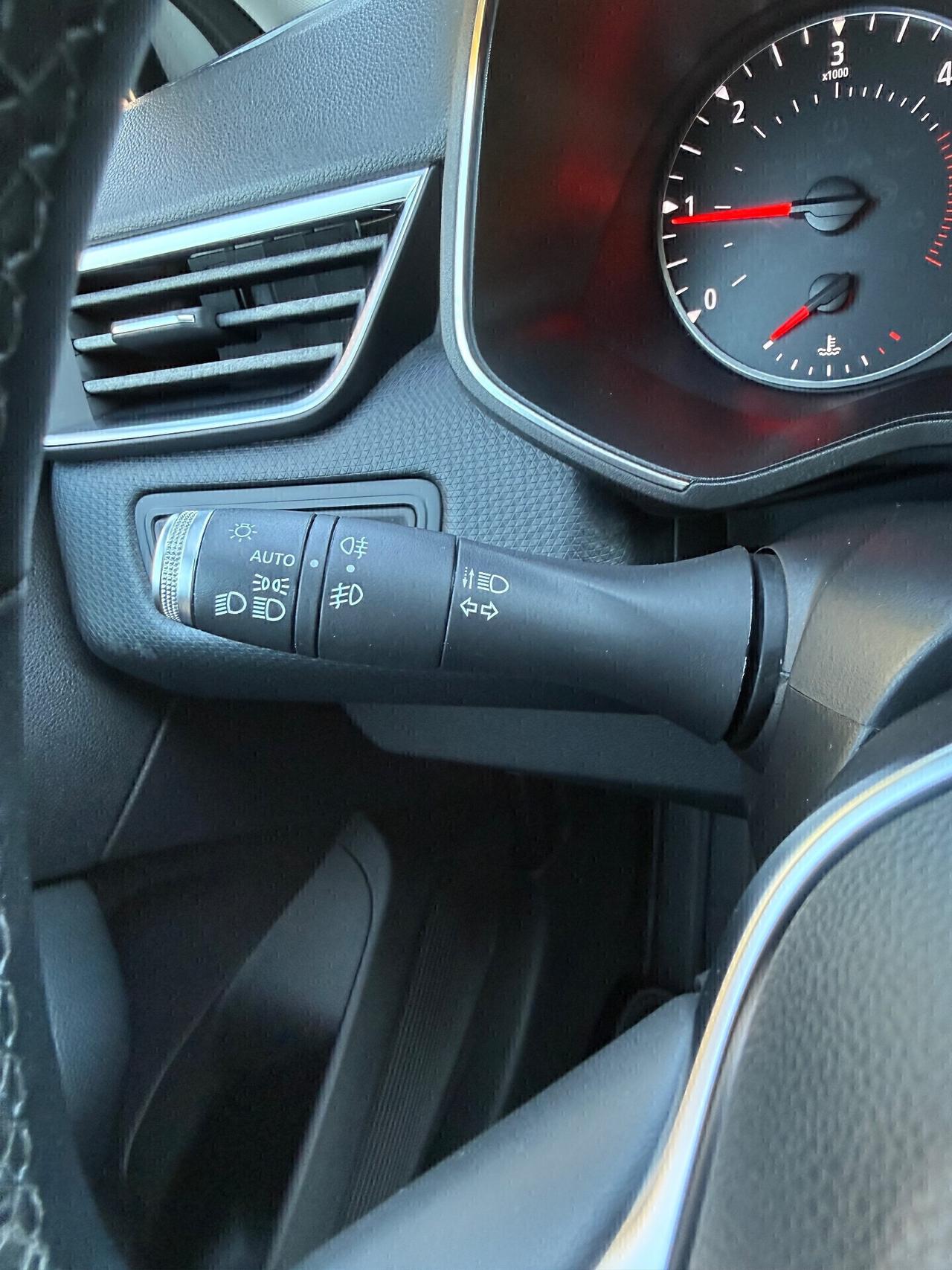 Renault Clio 1.5 Diesel nuovo modello uni proprietario X neo patentati