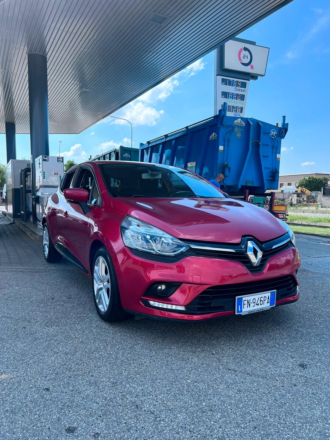 Renault Clio dCi 8V 75 CV Start&Stop 5 porte Energy Duel