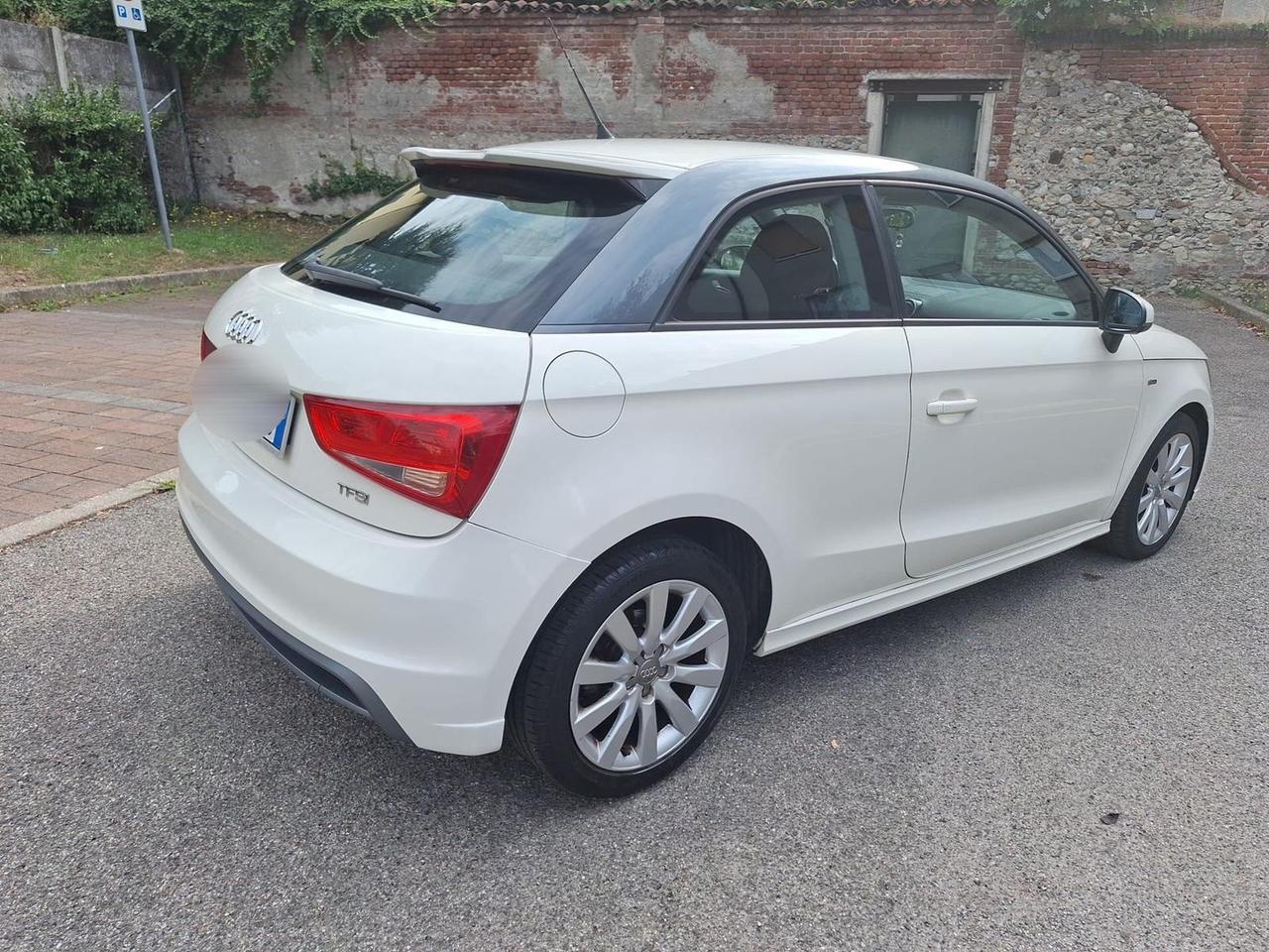 Audi A1 1.4 TFSI S tronic Attraction