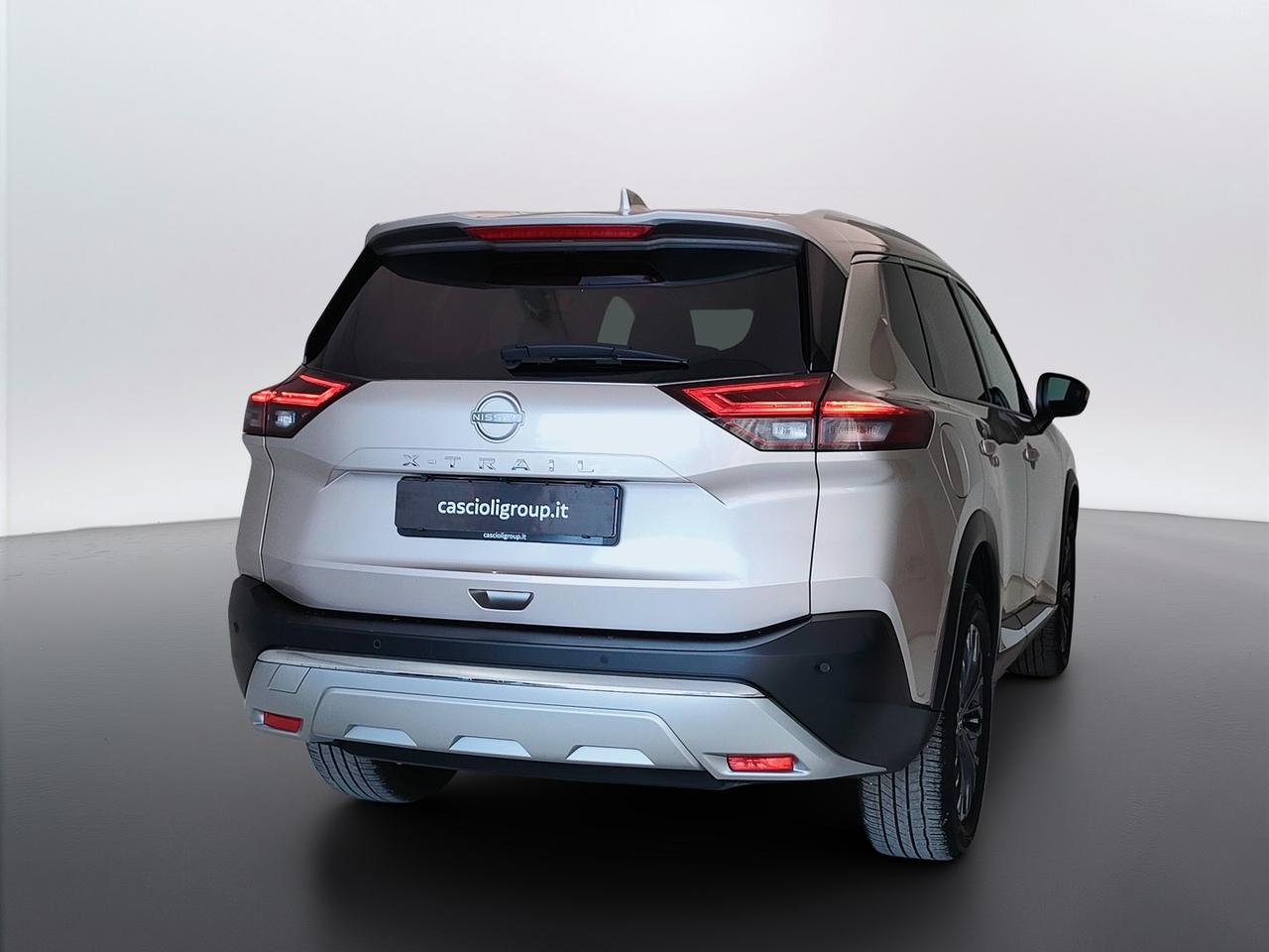 NISSAN X-Trail IV 2022 - X-Trail 1.5 mhev Tekna 2wd xtronic 7p.ti
