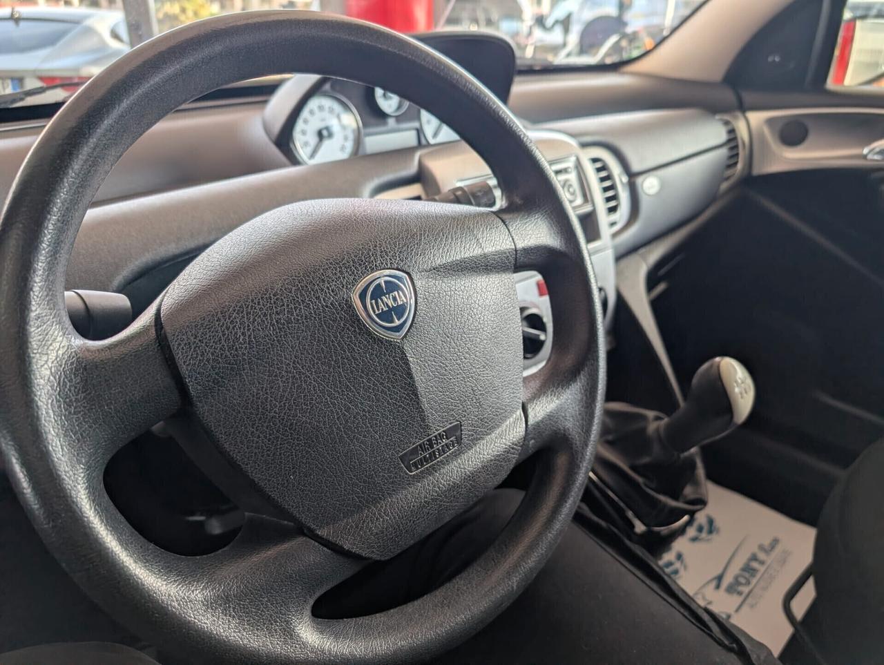 Lancia Ypsilon 1.3 DIESEL 75 CAVALLI