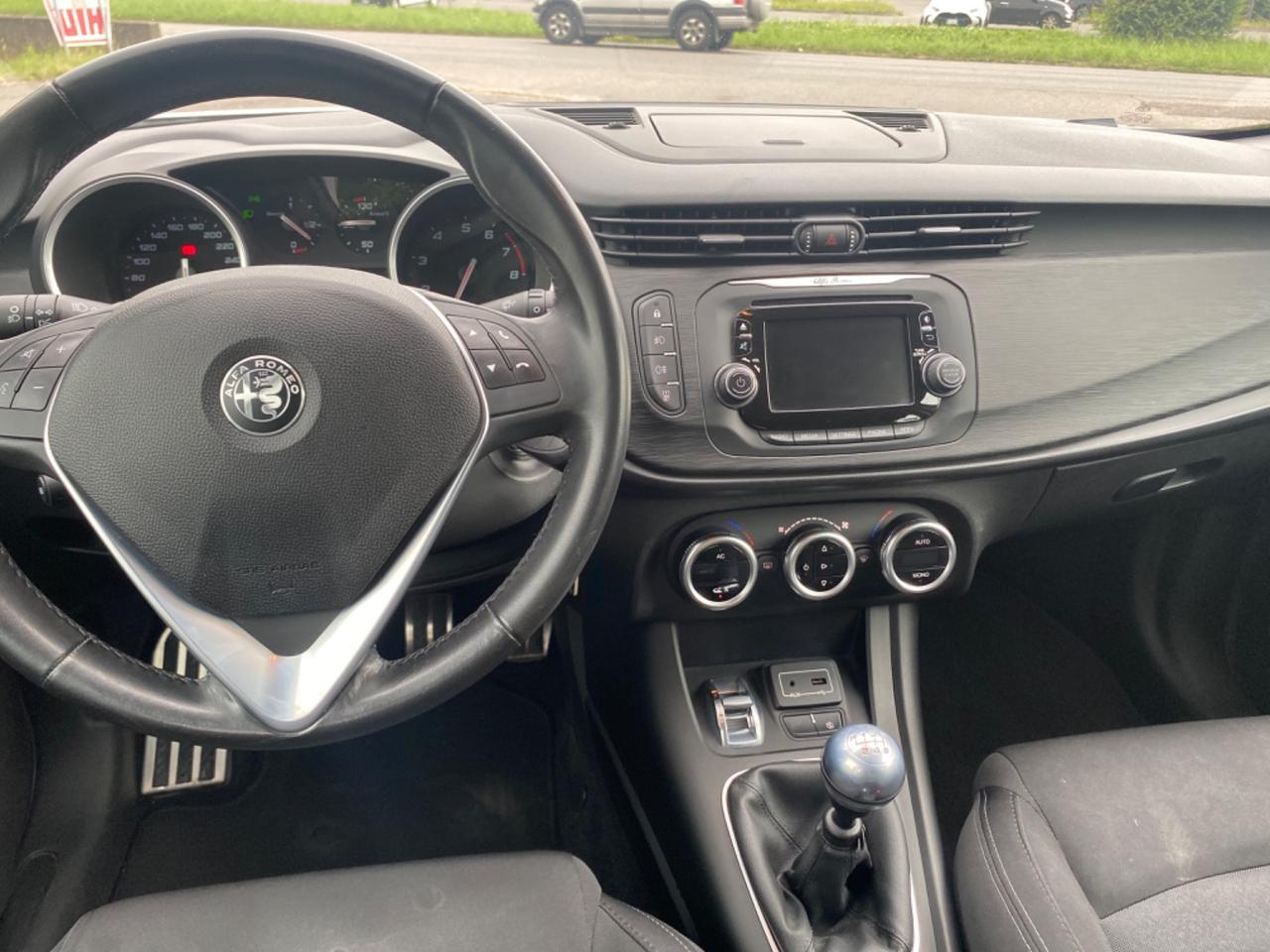 Alfa Romeo Giulietta 1.4 Turbo 120 CV
