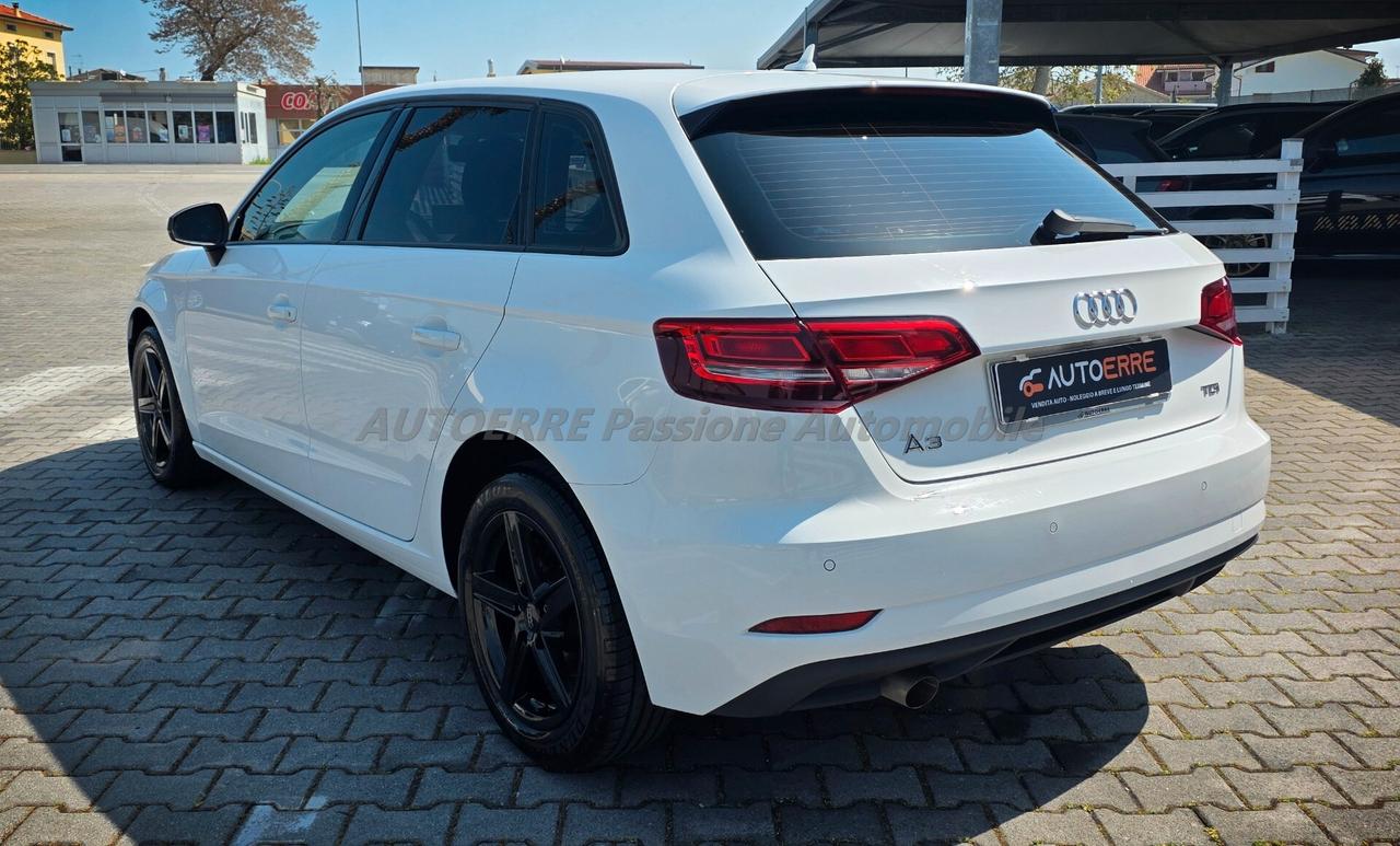 Audi A3 1.6 TDI 116 CV Business