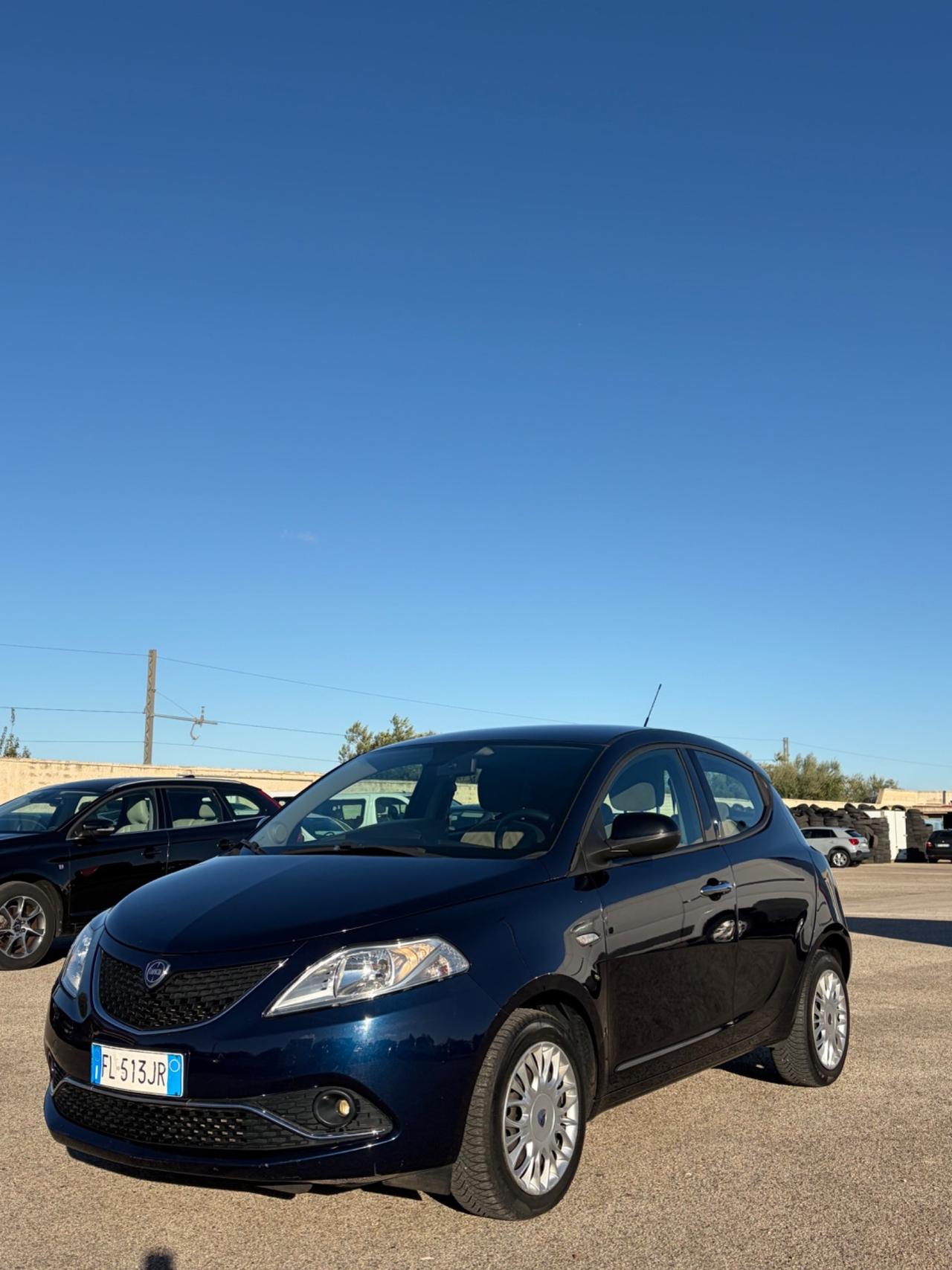 Lancia Ypsilon 1.3 MJT 16V 95 CV 5 porte S&S Mya