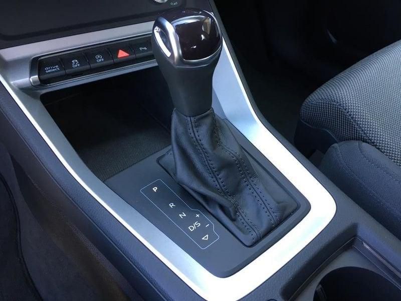 Audi Q3 SPB 35 TDI Quattro S tronic S-LINE Edition S LINE + 19 + NAVI