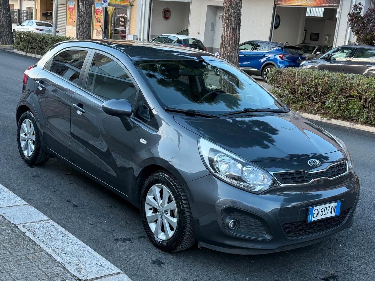Kia Rio 1.1 CRDi 75CV 5P. Cool - 2014
