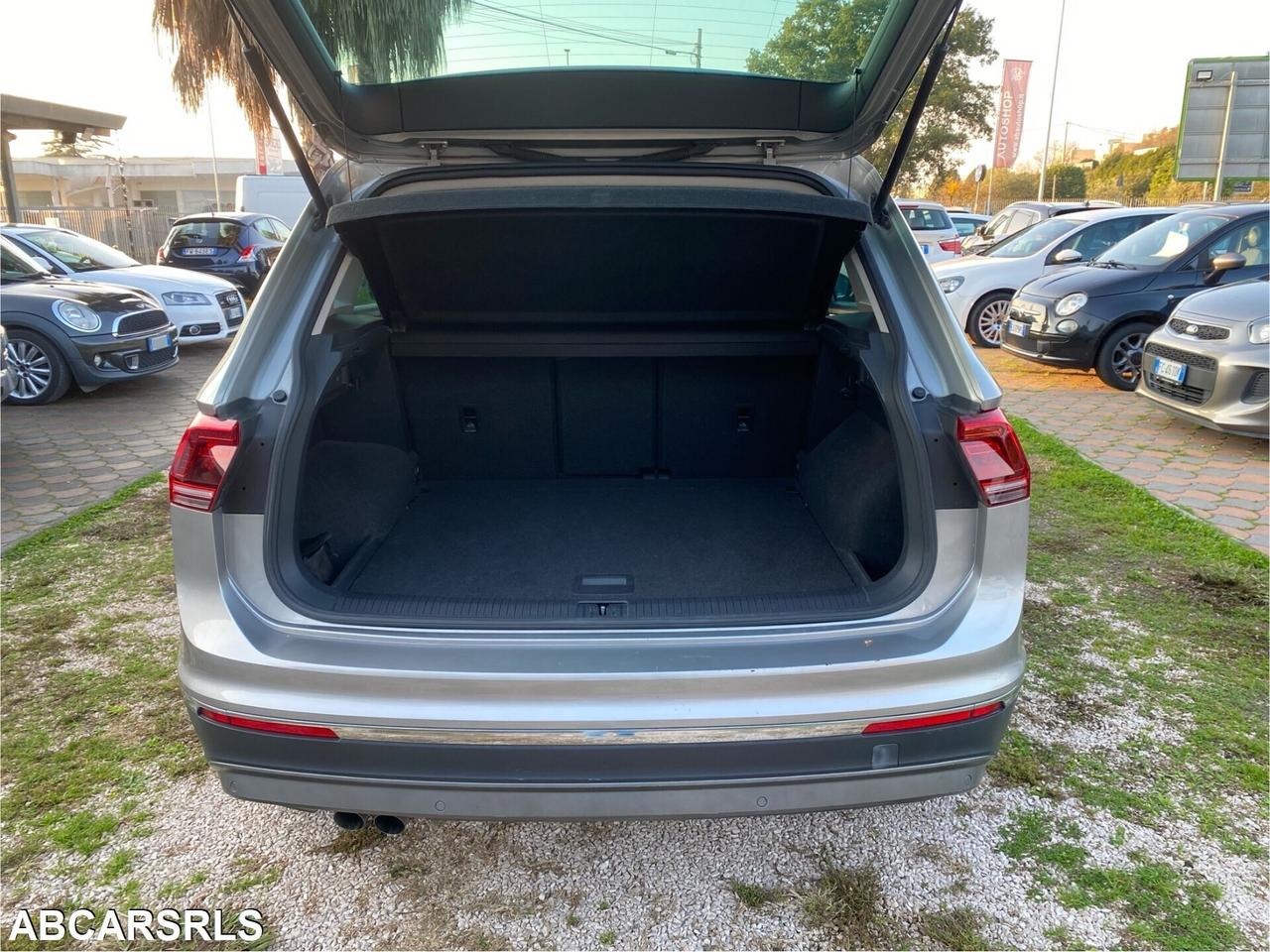 VOLKSWAGEN - Tiguan - 2.0 TDI DSG Executive BMT -