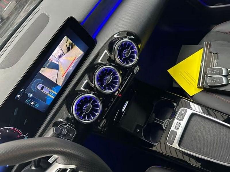 Mercedes-Benz Classe A A 180 Premium AMG LED NAVI