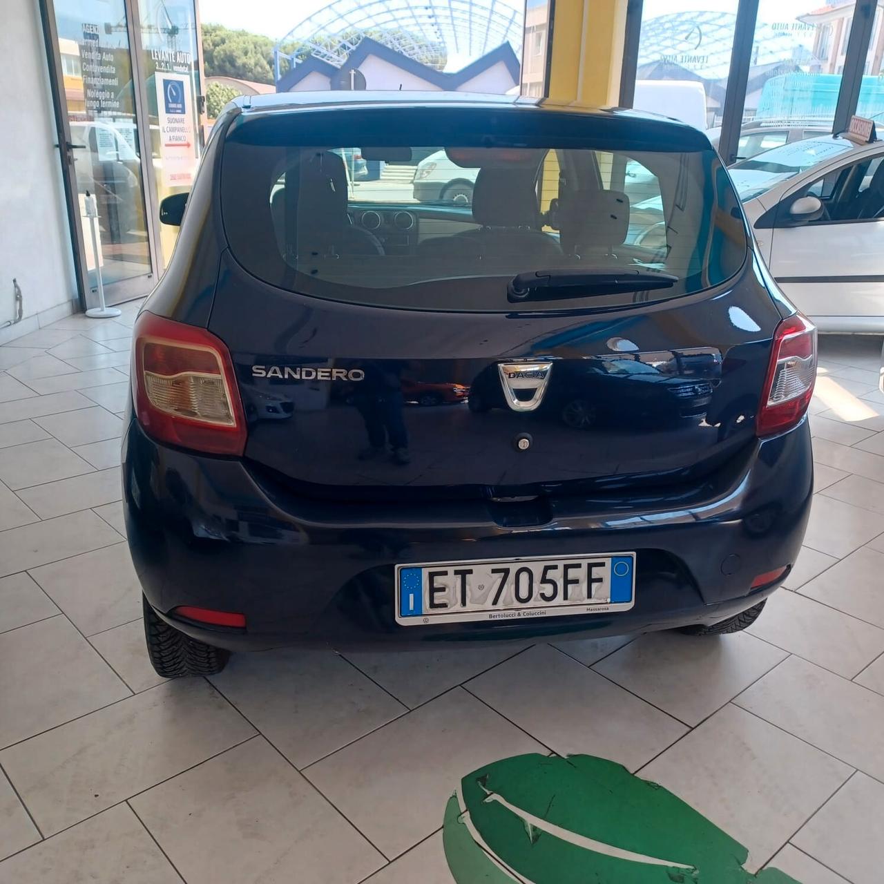 134188KM SANDERO GPL DI FABBRICA PERFETTA