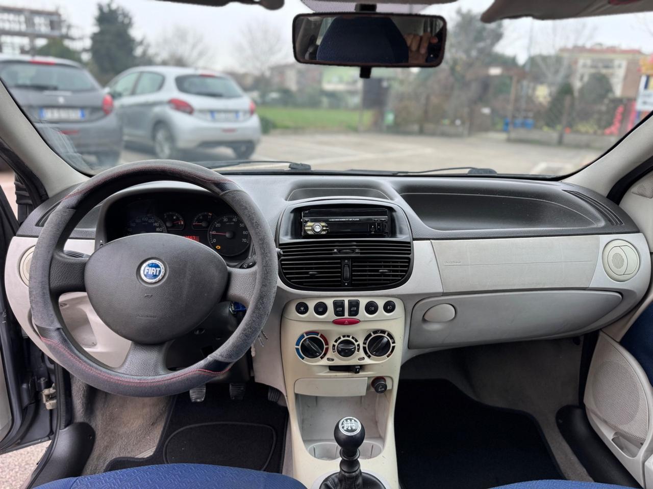 Fiat Punto 1.2 16V 3 porte Emotion GPL