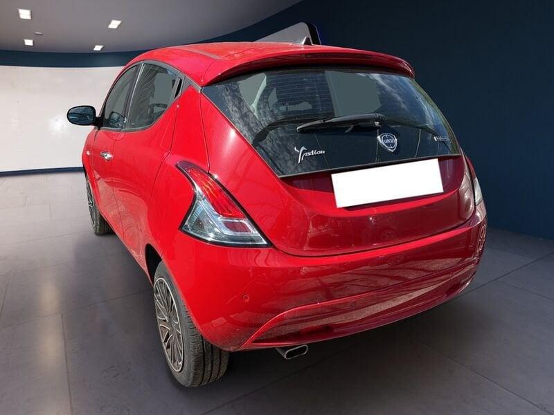 Lancia Ypsilon III 2021 1.0 firefly hybrid Gold s&s 70cv