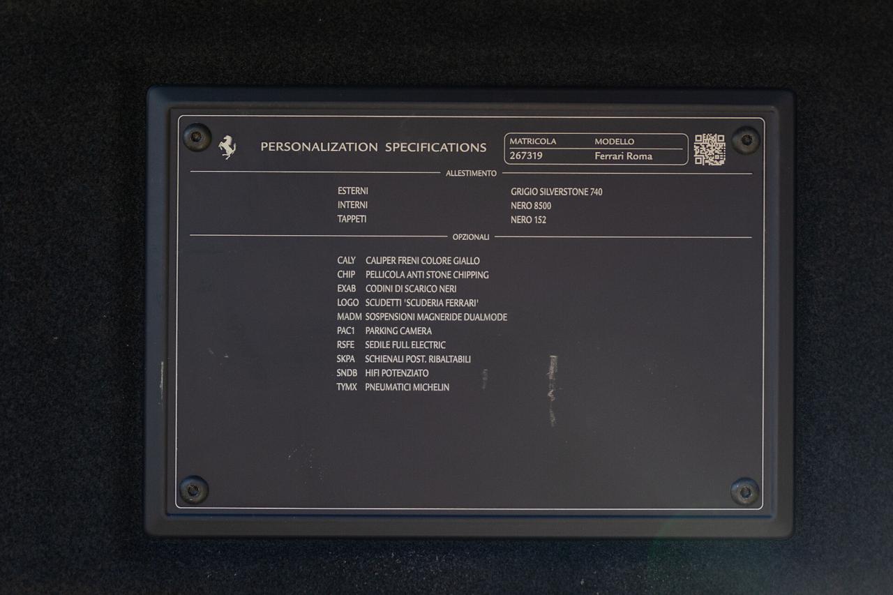 Ferrari Roma pari al nuovo PERMUTE 3.9 620 CV full stupenda garanzia ferrari