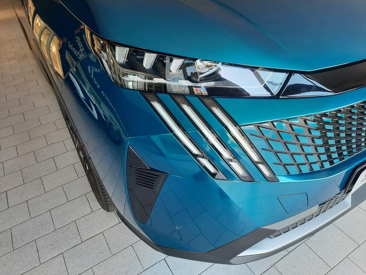Peugeot 3008 Hybrid 145 e-DCS6 GT