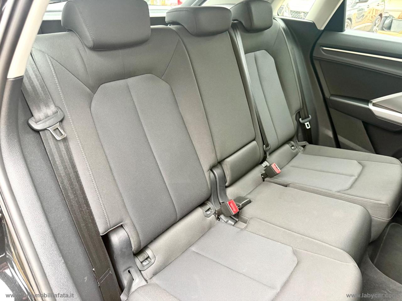 AUDI Q3 35 TDI S tronic S line edition AUDI Q3 35 TDI S tronic S line edition