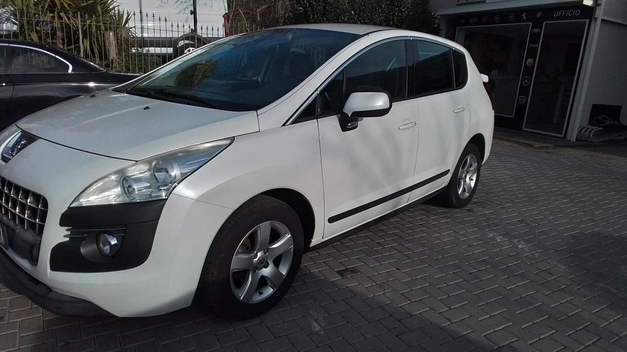 Peugeot 3008 1.6 HDi 112CV Premium