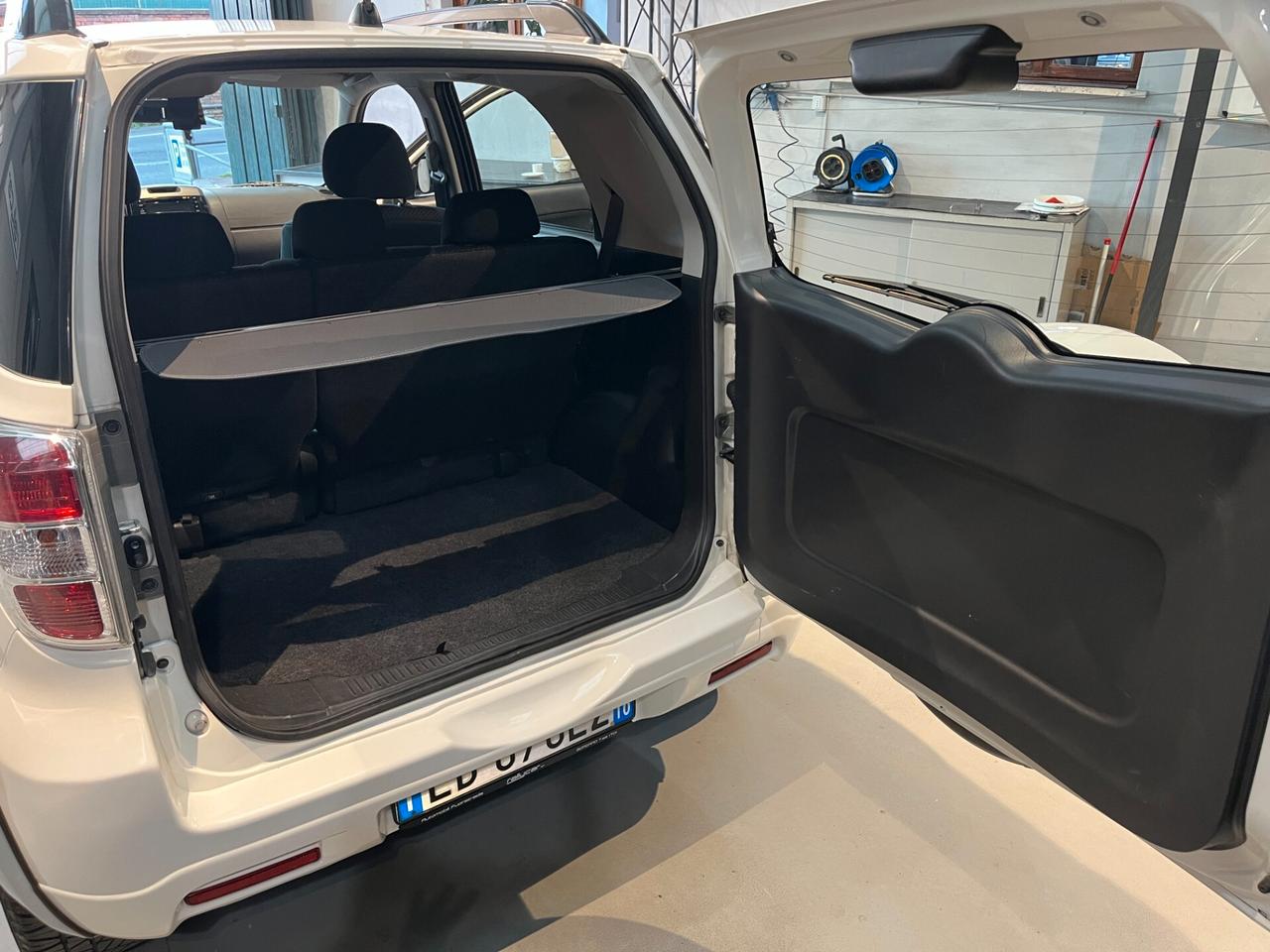 Daihatsu Terios 1.5 HIRO O/F 4WD - 98.210 KM