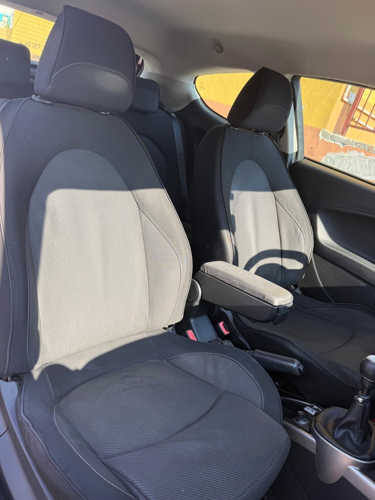 Alfa Romeo MiTo 1.6 JTDm 16V Distinctive Sport Pack