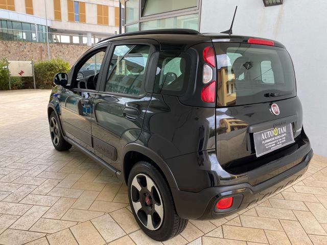 FIAT Panda 1.0 FireFly S&S Hybrid City Cross