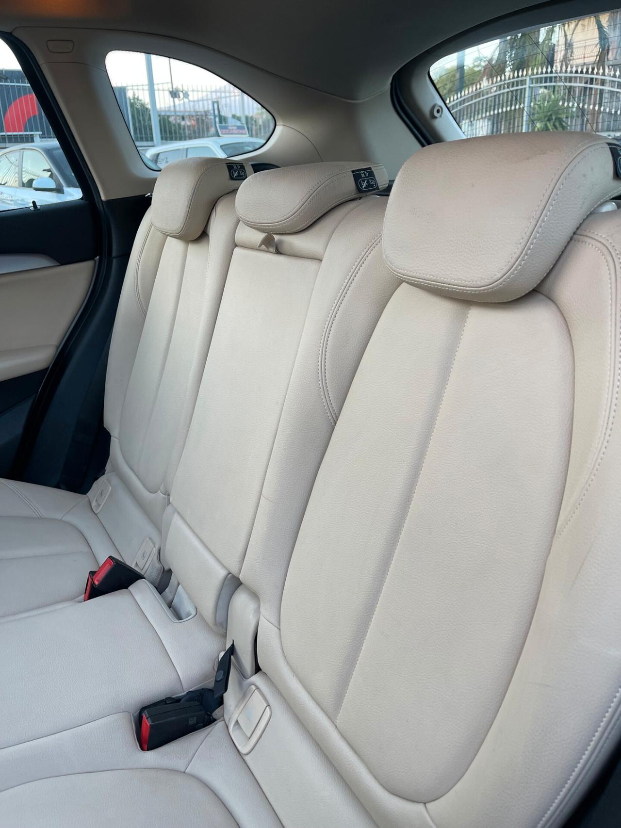Bmw X1 xDrive20d 190cv tettuccio apribile
